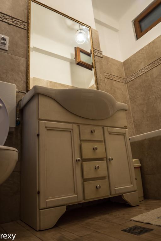 Chic Apartment Brasov Bagian luar foto