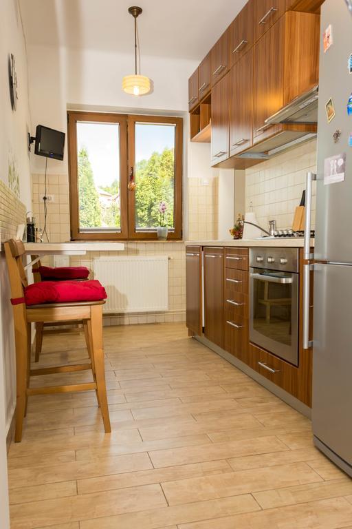 Chic Apartment Brasov Bagian luar foto